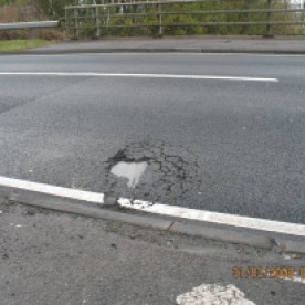 Pothole - Wheel Track Failure